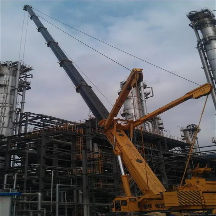 运粮湖管理区吊板房的吊车